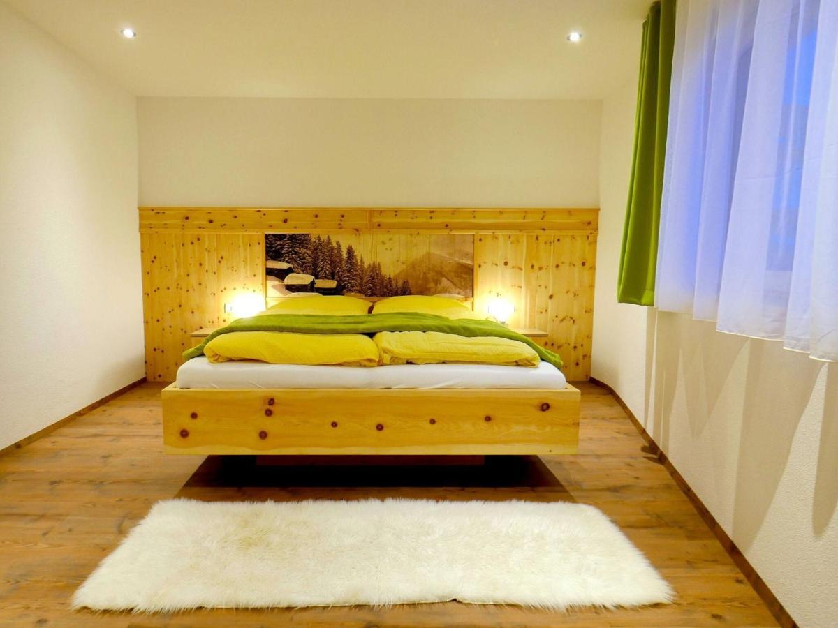 Top Holiday Flat In Fuegen Near The Ski Area Zewnętrze zdjęcie