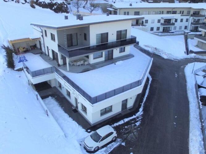 Top Holiday Flat In Fuegen Near The Ski Area Zewnętrze zdjęcie