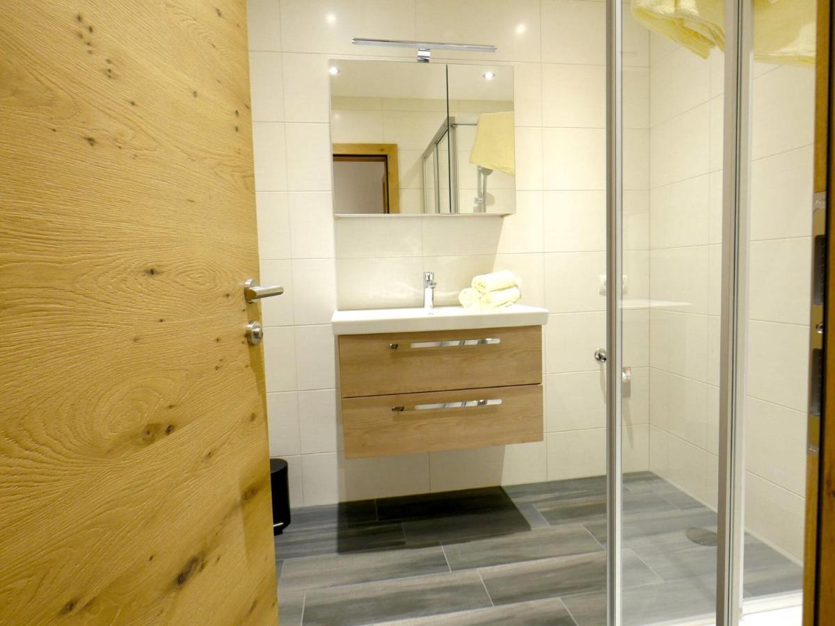Top Holiday Flat In Fuegen Near The Ski Area Zewnętrze zdjęcie