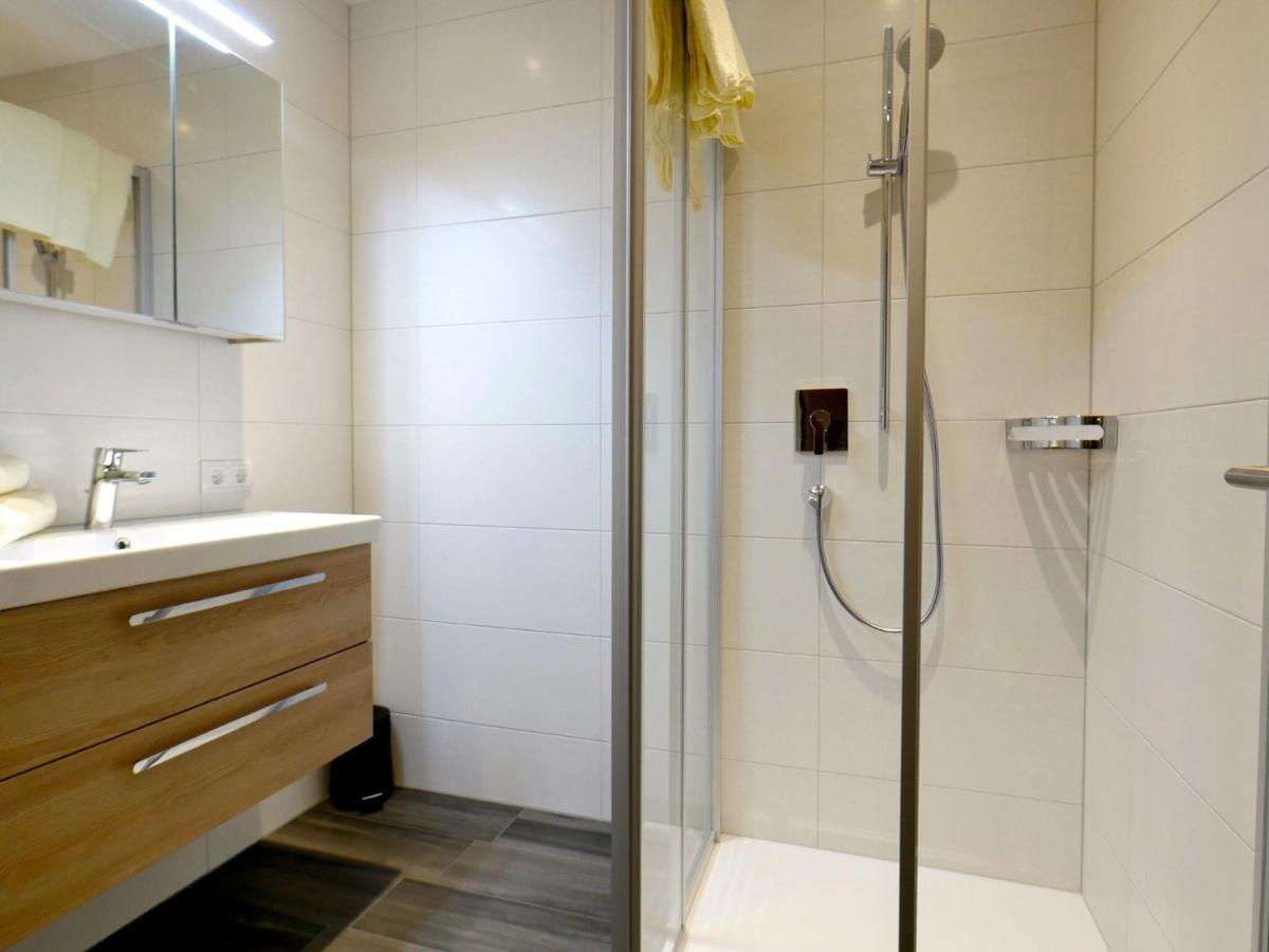 Top Holiday Flat In Fuegen Near The Ski Area Zewnętrze zdjęcie